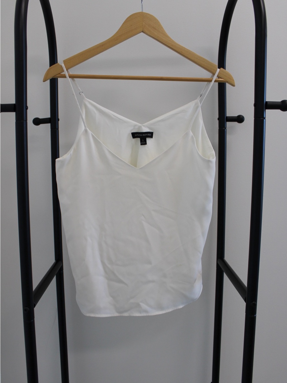 Banana Republic Cream Satin V-Neck Camisole